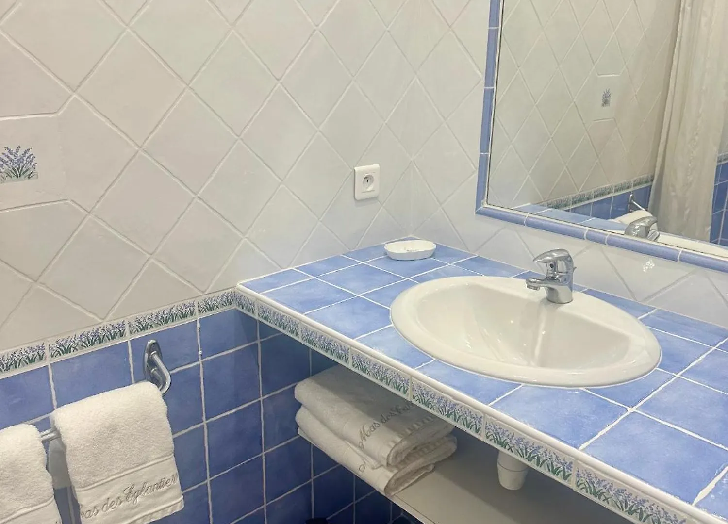 Le Mas Des Eglantiers Propiac Holiday home
