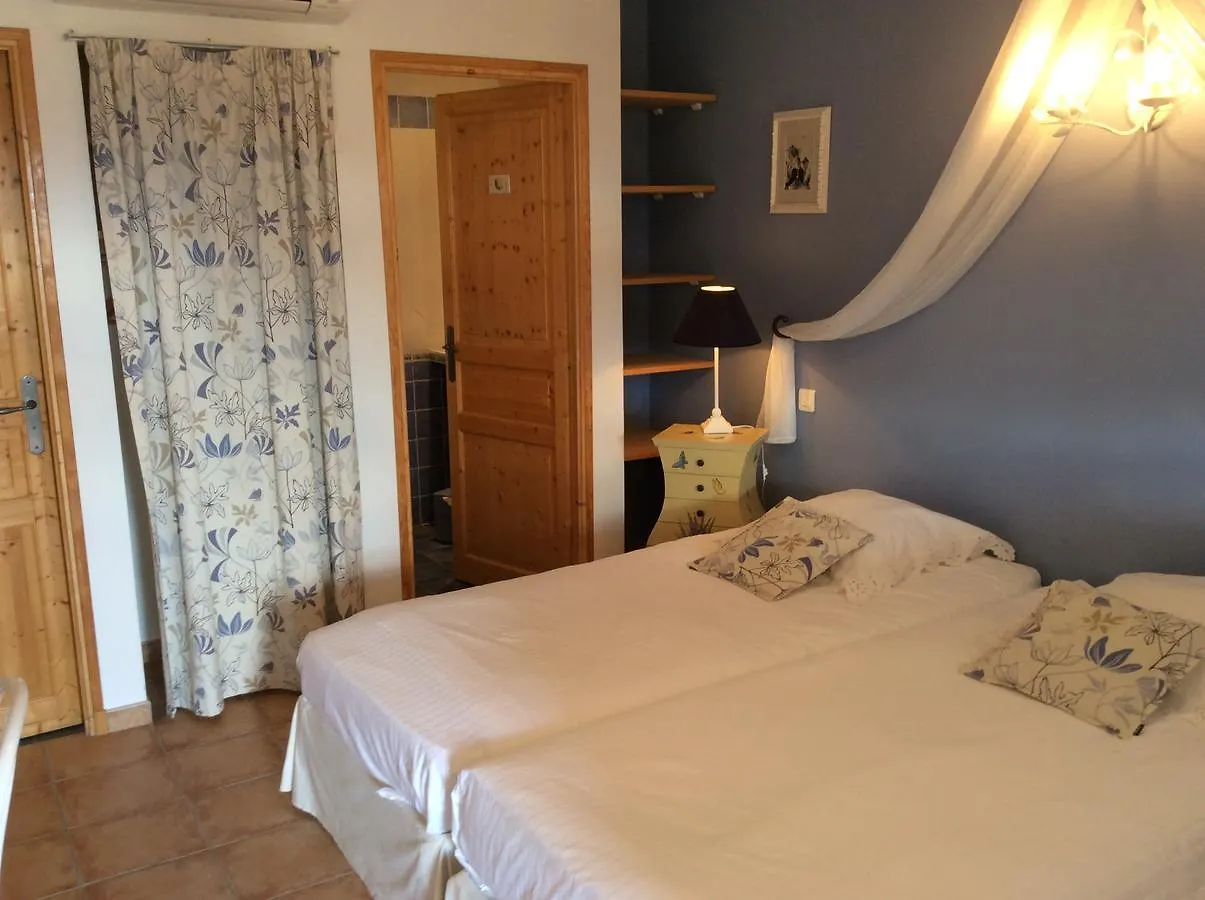 Le Mas Des Eglantiers Propiac Holiday home